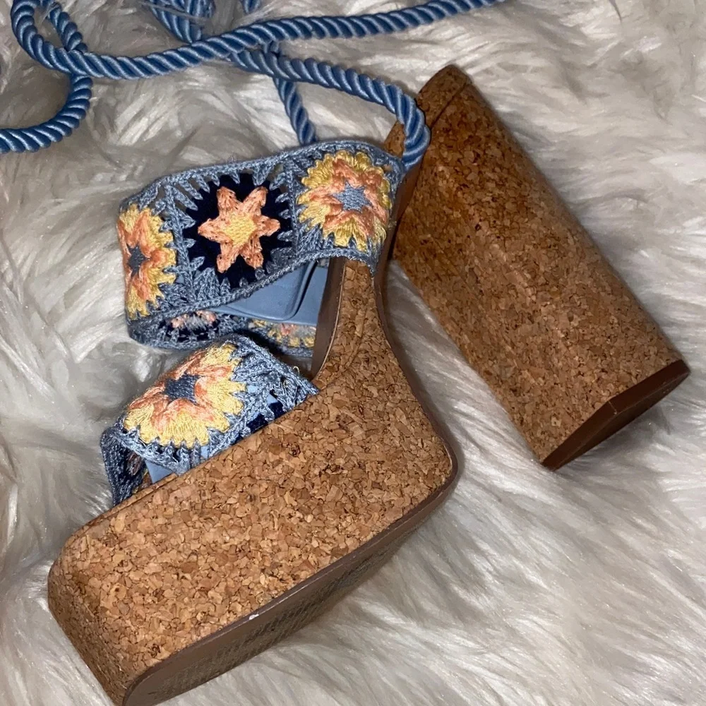 Steve Madden Light Blue Floral Embroidered Cork Platform Sandals
